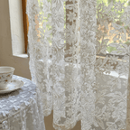 Rideau en dentelle ancienne Veloria