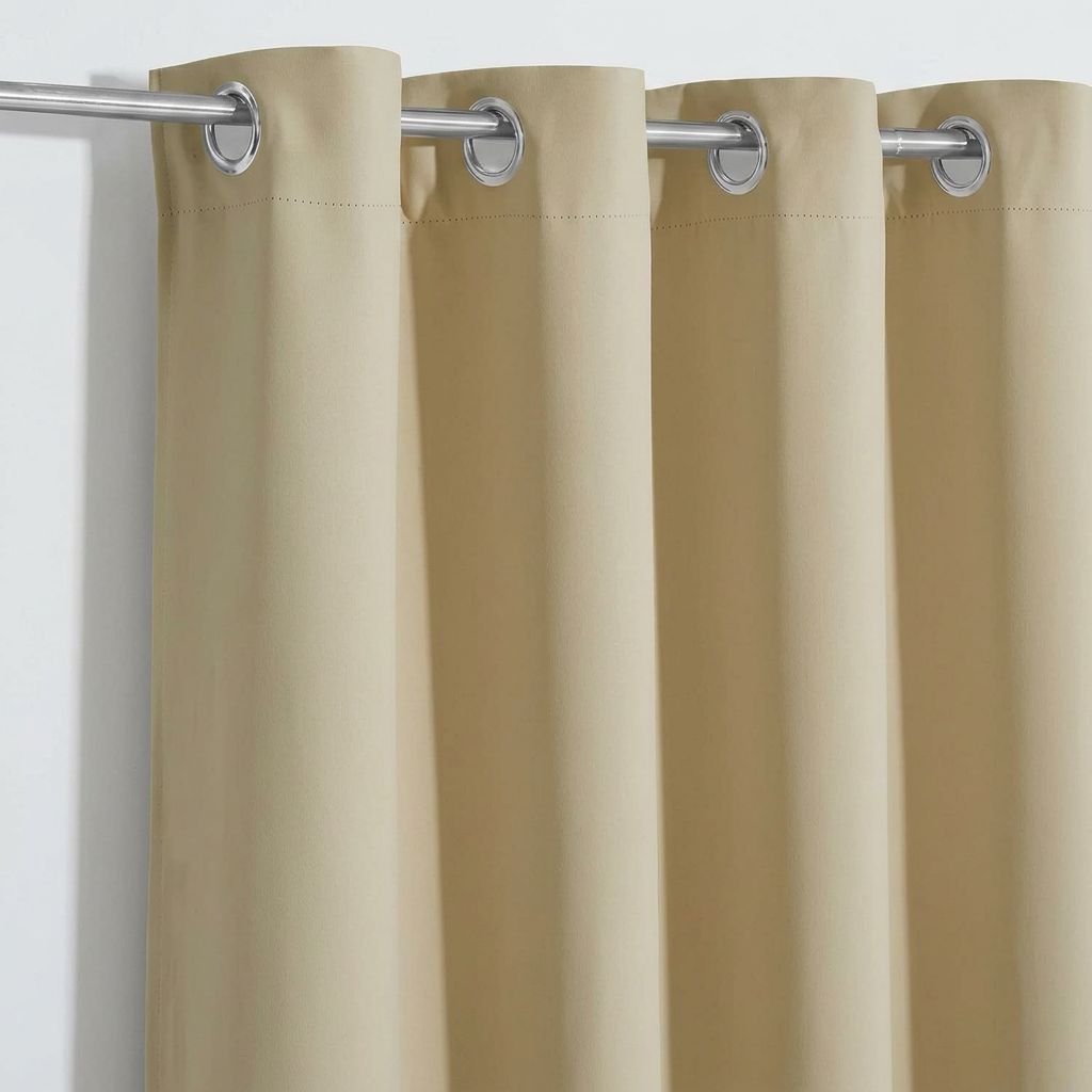 Rideau extérieur imperméable