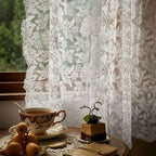 Rideau en dentelle ancienne Veloria
